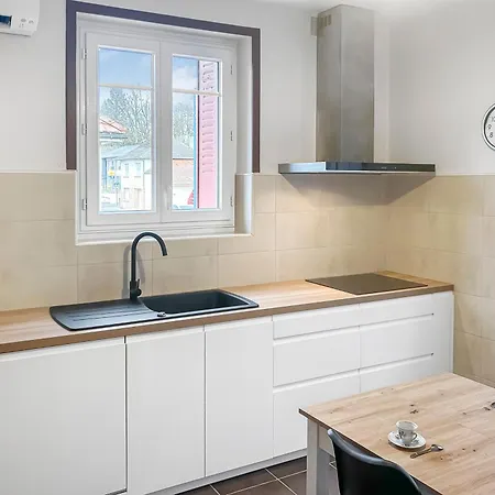 Grand Jardin Maison Spacieuse Ideale Pour Famille Feriehus